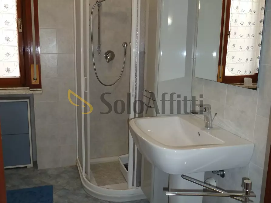 Immagine 15 di Trilocale in affitto  in Via Giovanni Pascoli 12 a San Remo