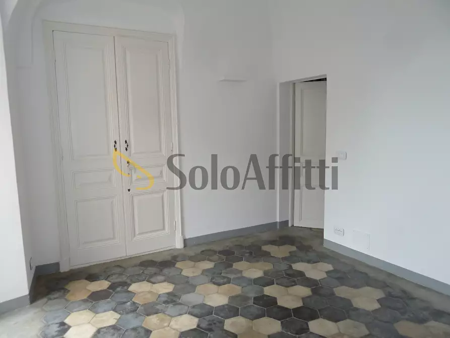 Immagine 11 di Trilocale in affitto  in Piazza Dante Alighieri 4 a Bordighera