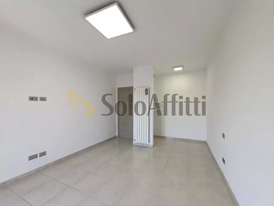 Immagine 10 di Trilocale in affitto  in Via Domenico Marincola Pistoia 115 a Catanzaro