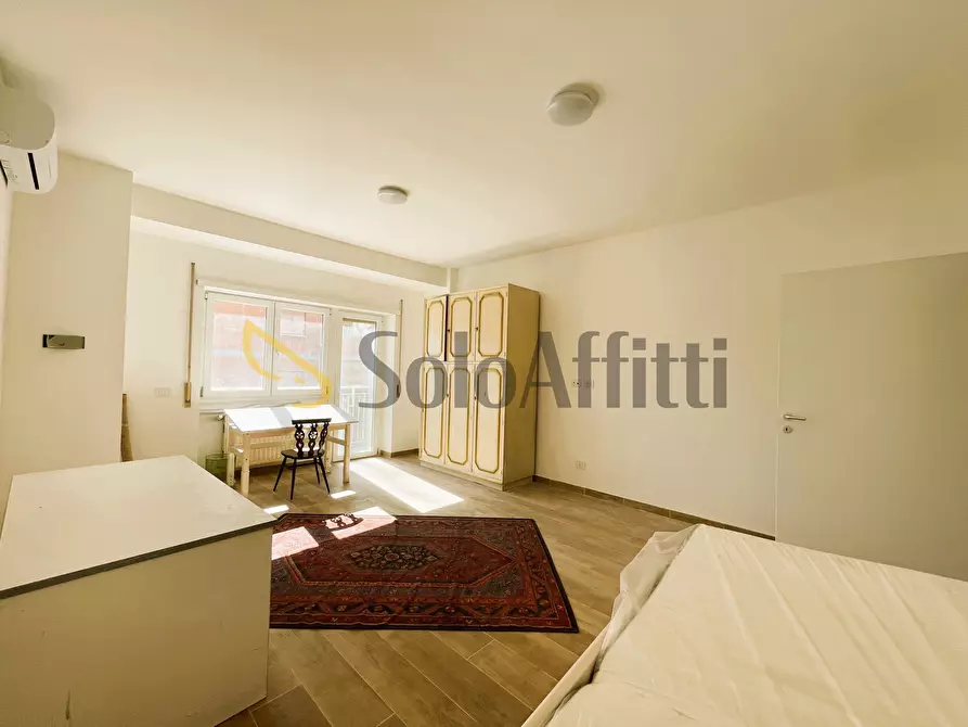 Immagine 1 di Stanza singola in affitto  in Via Città di Prato 9 a Roma
