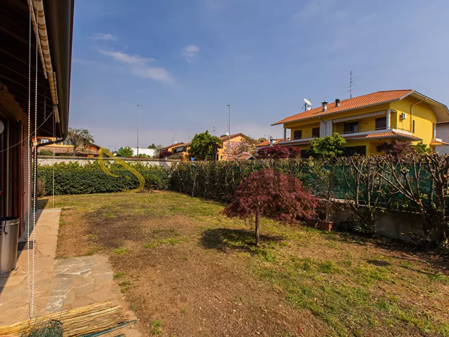Immagine 6 di Villetta a schiera in affitto  in Via E. Mattei 42 a Gorla Maggiore
