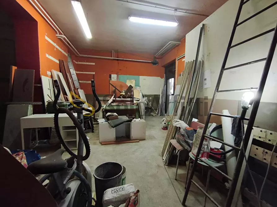 Immagine 9 di Locale commerciale in affitto  in Via Trionfale a Roma