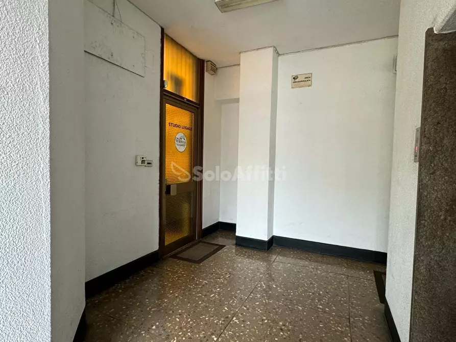 Immagine 19 di Ufficio in affitto  in Corso Francia a Torino