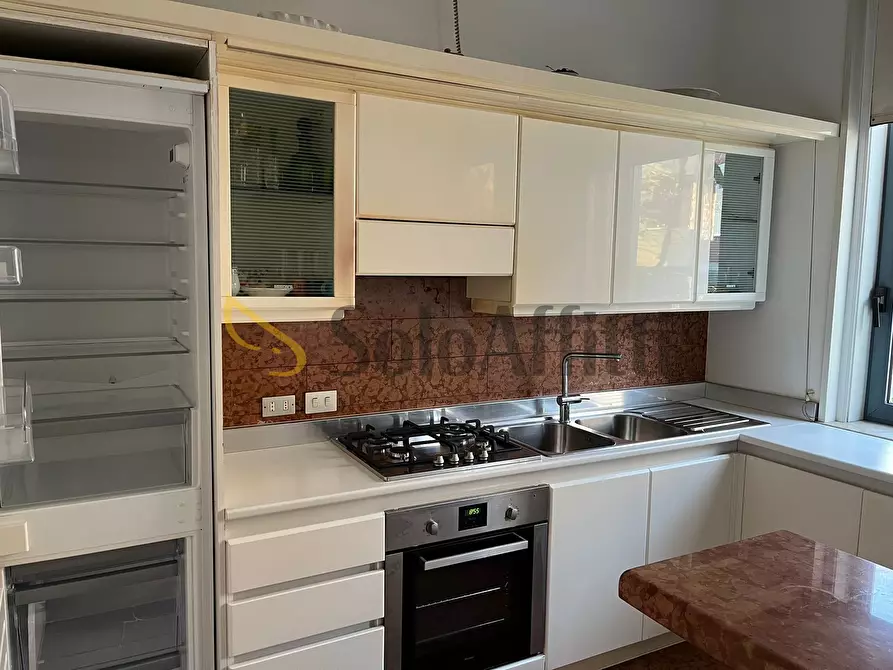Immagine 3 di Trilocale in affitto  in Via Giovanni Pascoli a Santarcangelo Di Romagna
