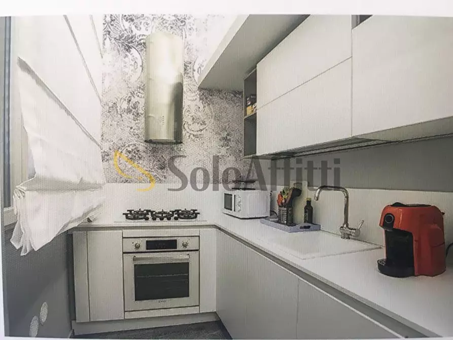 Immagine 4 di Loft/Open space in affitto  in Viale Giosuè Carducci 41 a Livorno