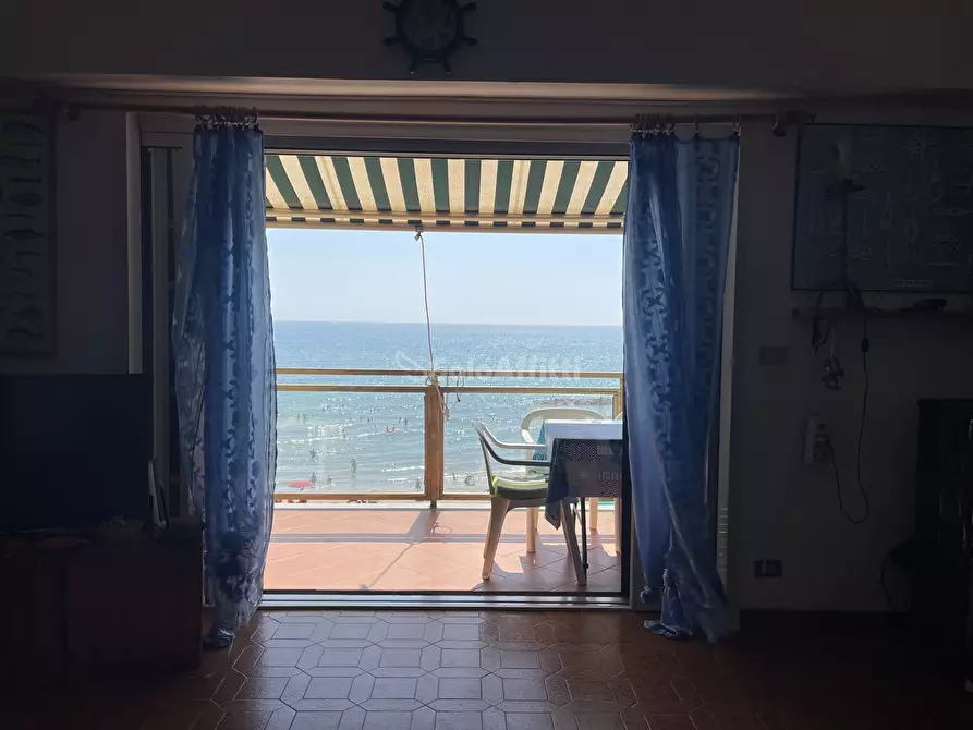 Immagine 13 di Quadrilocale in affitto  in lungo mare lido delle Sirene a Anzio
