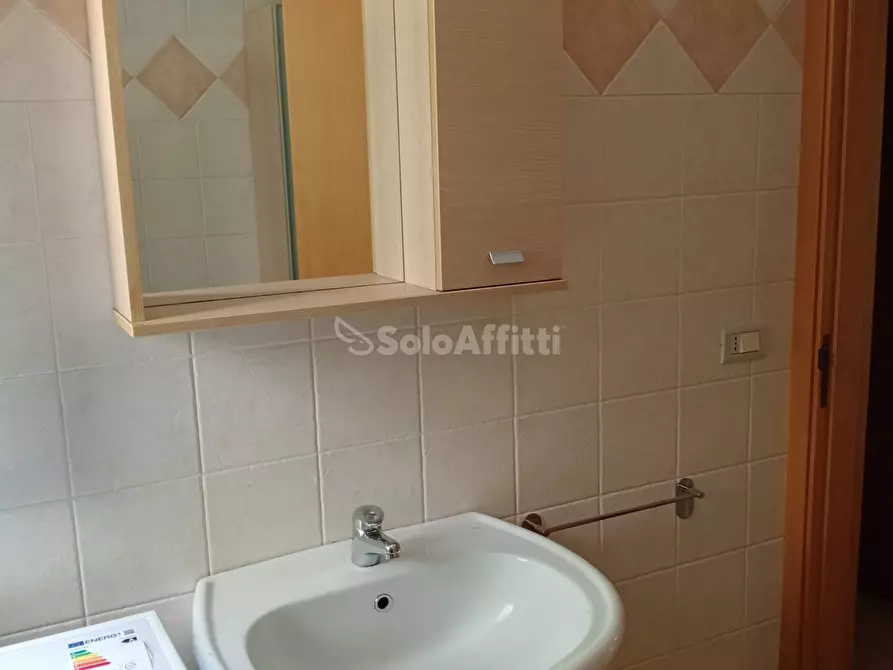 Immagine 14 di Trilocale in affitto  a Polverigi