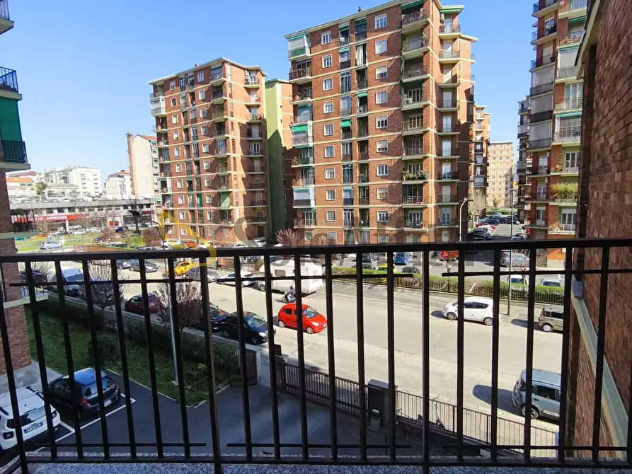 Immagine 8 di Quadrilocale in affitto  in Via Pietro Francesco Guala 5 a Torino