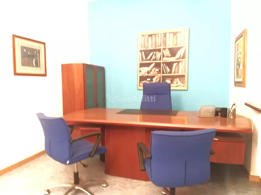 Immagine 1 di Ufficio in affitto  a Seregno