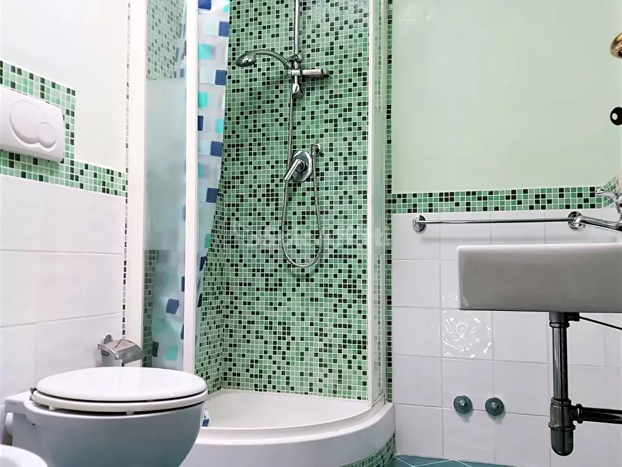 Immagine 18 di Villetta a schiera in affitto  in Viale dei Monti dell'Ara a Fiumicino