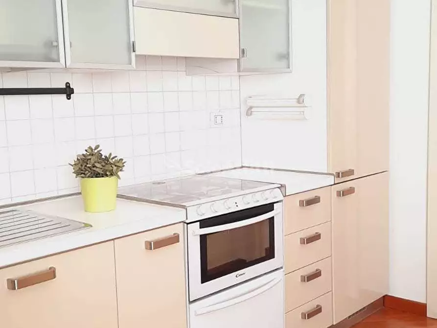 Immagine 7 di Bilocale in affitto  in Via de Gradi 3 a Monza