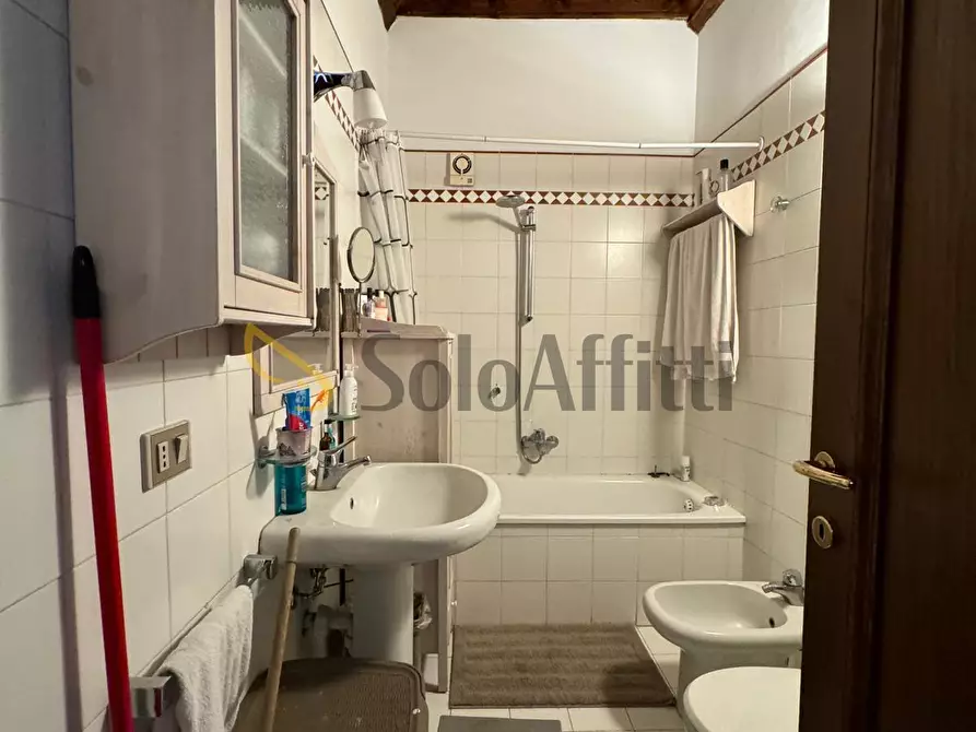 Immagine 11 di Bilocale in affitto  in Via Garibaldi a Torino
