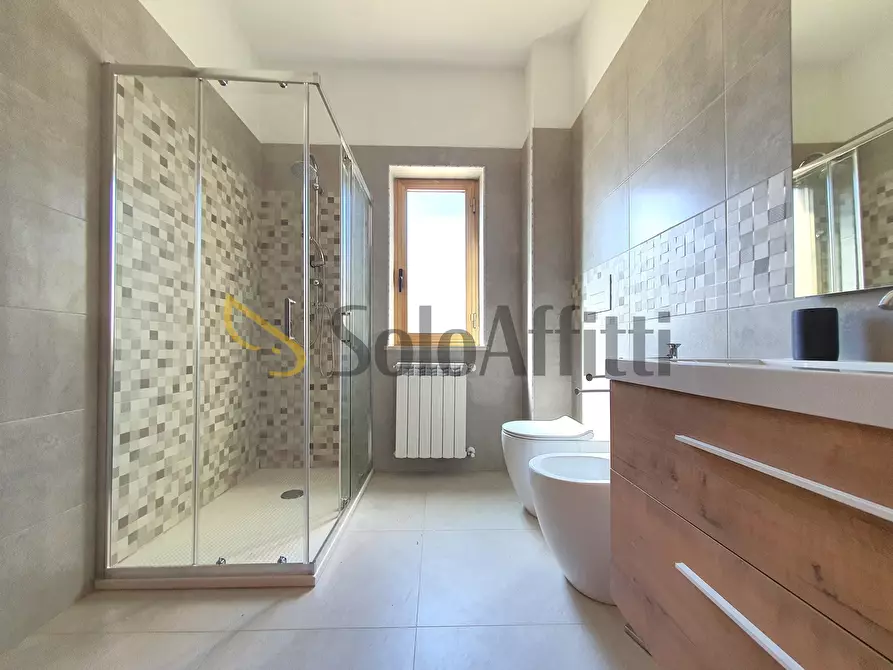 Immagine 11 di Quadrilocale in affitto  in Via Giuditta Levato 8 a Borgia