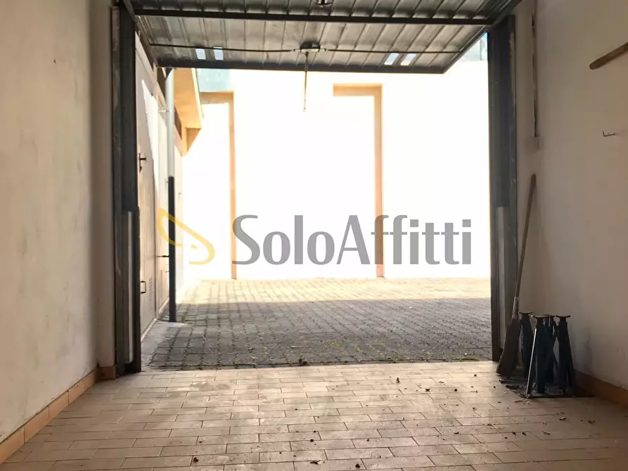 Immagine 7 di Garage in affitto  in Via Borgomanero a Torino