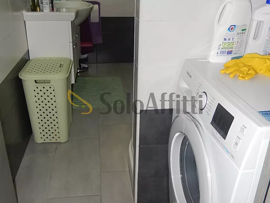 Immagine 10 di Stanza singola in affitto  a Catanzaro