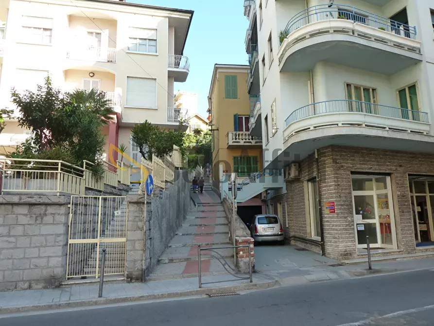 Immagine 20 di Bilocale in affitto  in Salita San Pietro 4 a San Remo
