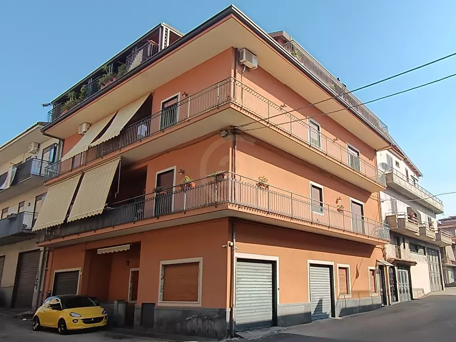 Immagine 2 di Appartamento in vendita  in Via Texas 13 a Biancavilla