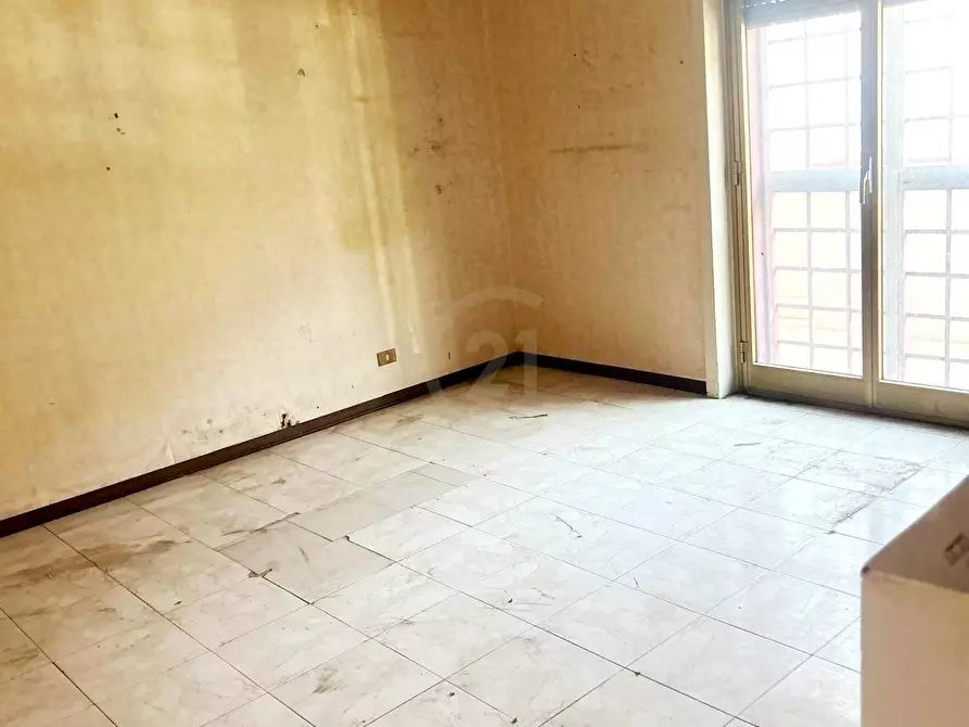 Immagine 8 di Locale commerciale in affitto  a Mascalucia