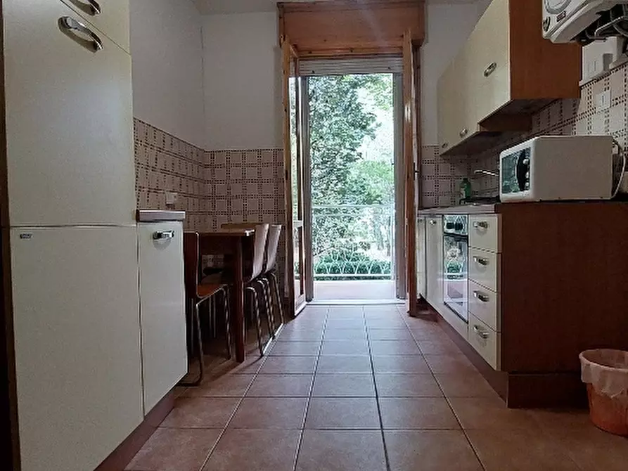 Immagine 6 di Quadrilocale in affitto  a Parma