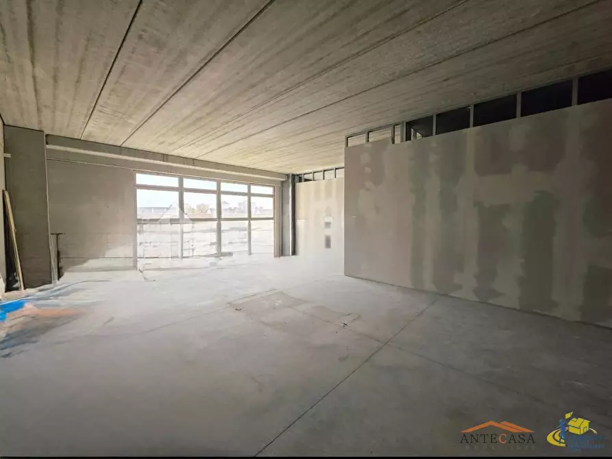 Immagine 5 di Ufficio in vendita  in Via Alfredo Veroni a Parma