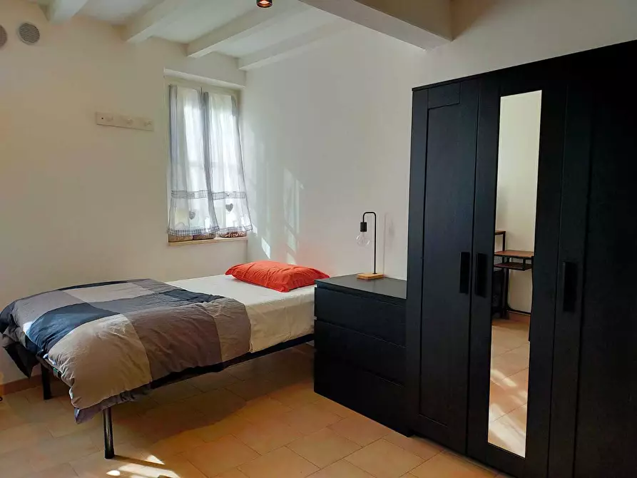 Immagine 18 di Palazzo in vendita  in Strada XX Settembre a Parma