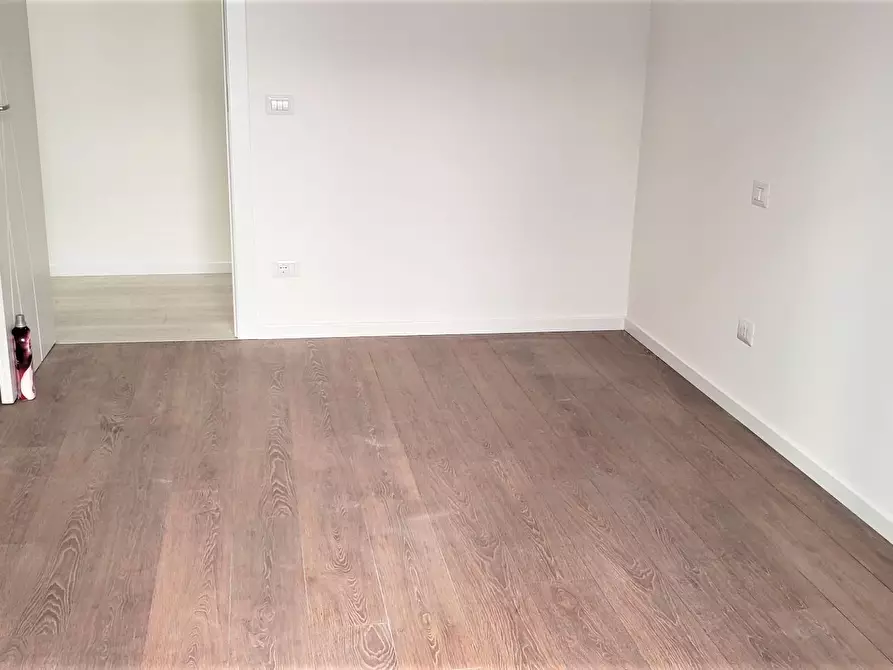 Immagine 17 di Trilocale in affitto  in Via Giuseppe Verdi a Parma