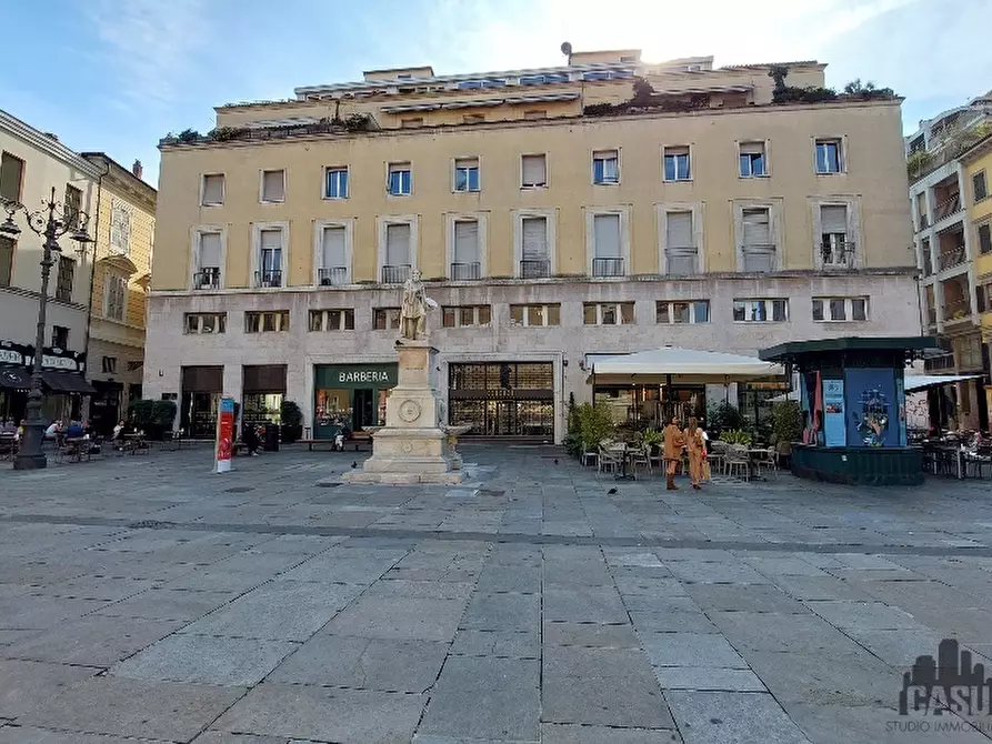 Immagine 15 di Ufficio in vendita  a Parma