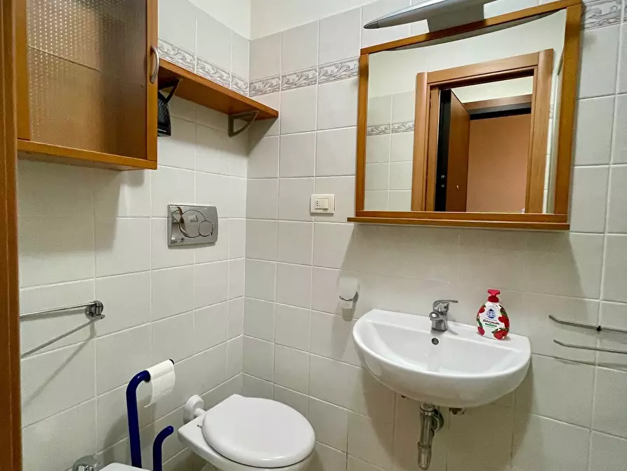 Immagine 4 di Monolocale in vendita  in Strada XX Settembre 52 a Parma