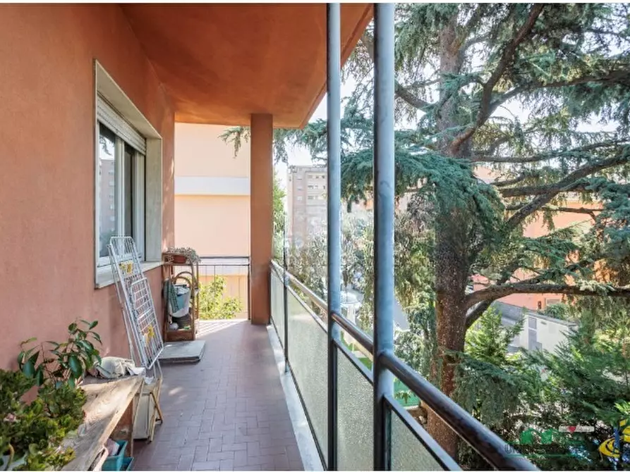 Immagine 1 di Casa bifamiliare in vendita  in Via Emilia Est 129 a Parma