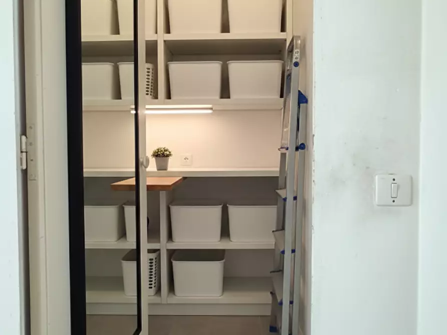 Immagine 14 di Trilocale in vendita  in Strada Luigi Carlo Farini 70 a Parma