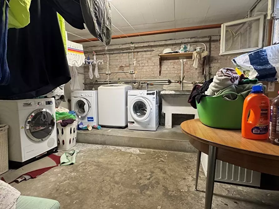 Immagine 33 di Trilocale in vendita  in Via Giacomo Leopardi a Collecchio