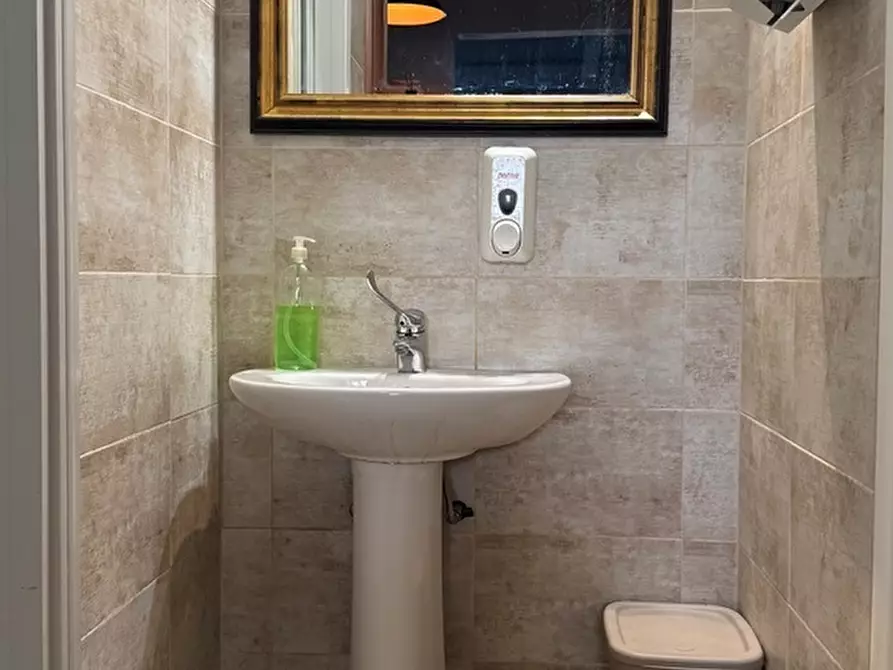 Immagine 17 di Bar / Ristorante in vendita  in Via La Spezia 32 a Collecchio