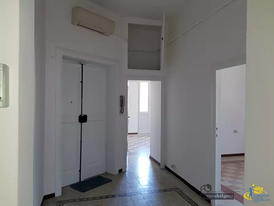 Immagine 9 di Trilocale in affitto  in Viale Tanara 13 a Parma