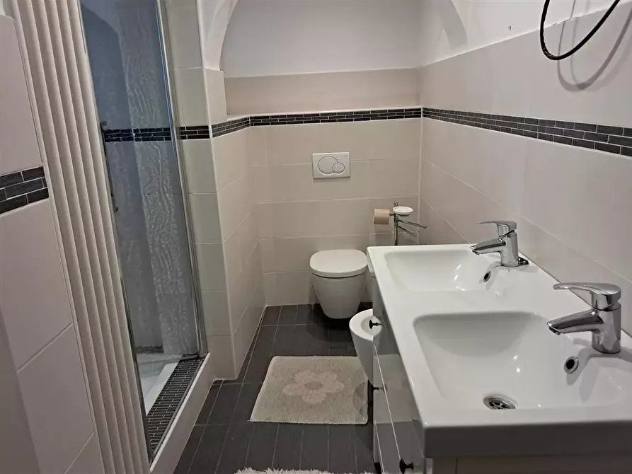 Immagine 16 di Trilocale in vendita  in Strada Giovanni Inzani 15 a Parma