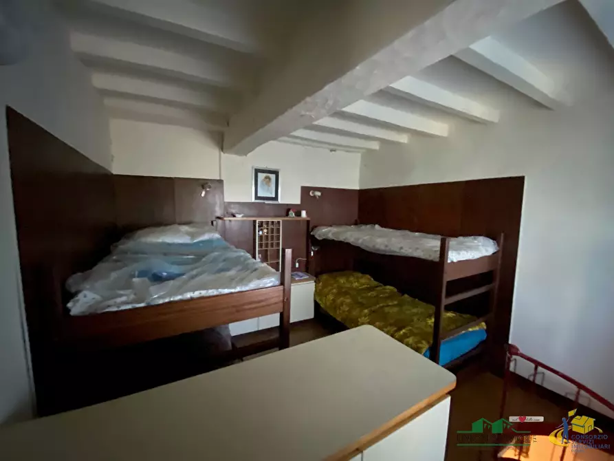 Immagine 13 di Terratetto in vendita  in SP54 109 a Medesano