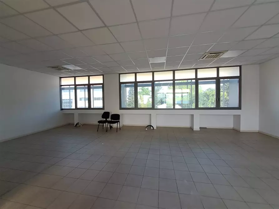 Immagine 11 di Ufficio in affitto  in Via Mario Fantelli 12 a Parma