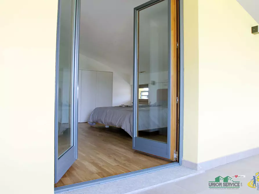 Immagine 5 di Casa bifamiliare in vendita  a Parma