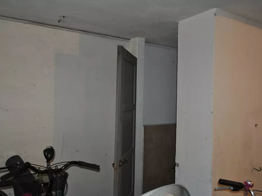 Immagine 35 di Trilocale in vendita  in Via Goffredo Mameli a Collecchio