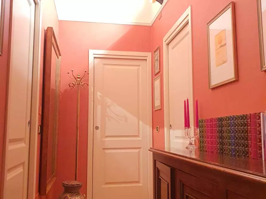 Immagine 18 di Trilocale in vendita  in Via Francesco Cassoli a Reggio Nell'emilia