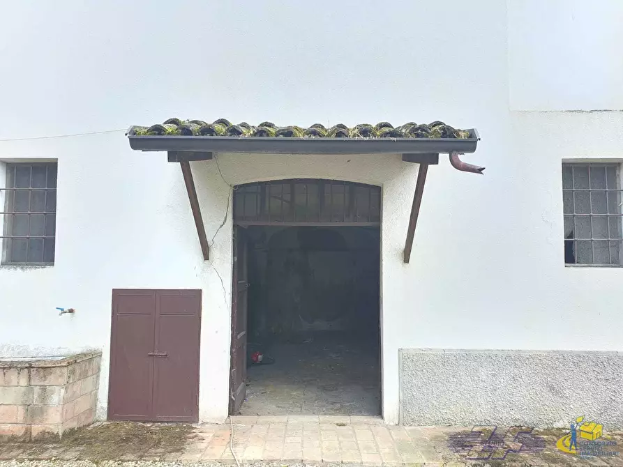 Immagine 6 di Porzione di casa in vendita  in VIA CAVAILLON 7 a Langhirano