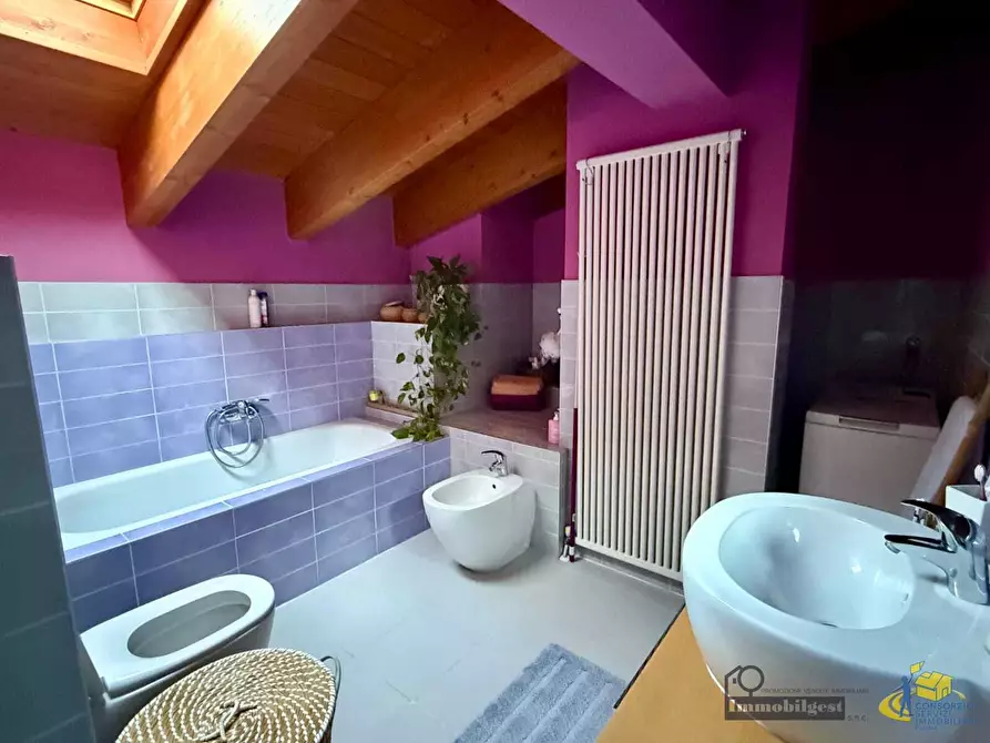 Immagine 6 di Quadrilocale in vendita  in Enrico Bertoluzzi 4 a Parma