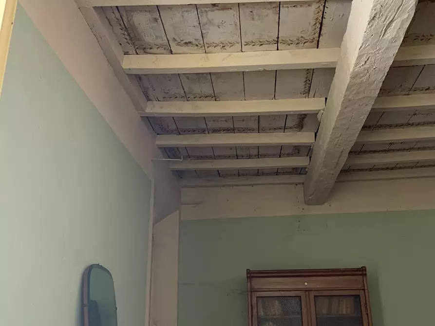 Immagine 8 di Palazzo in vendita  a Viadana