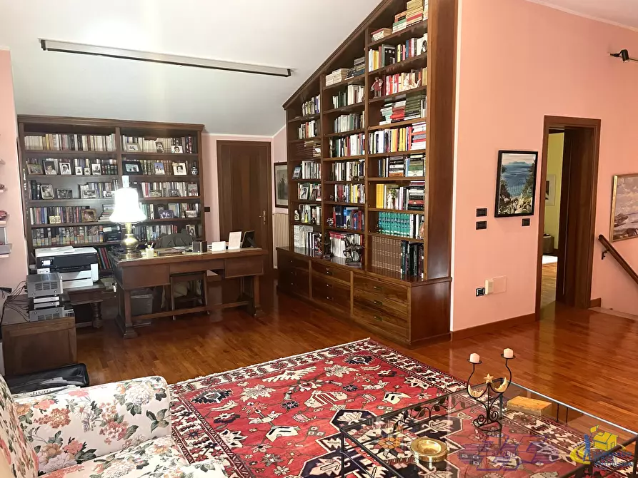 Immagine 35 di Villa in vendita  in Via Fontana Anna a Traversetolo