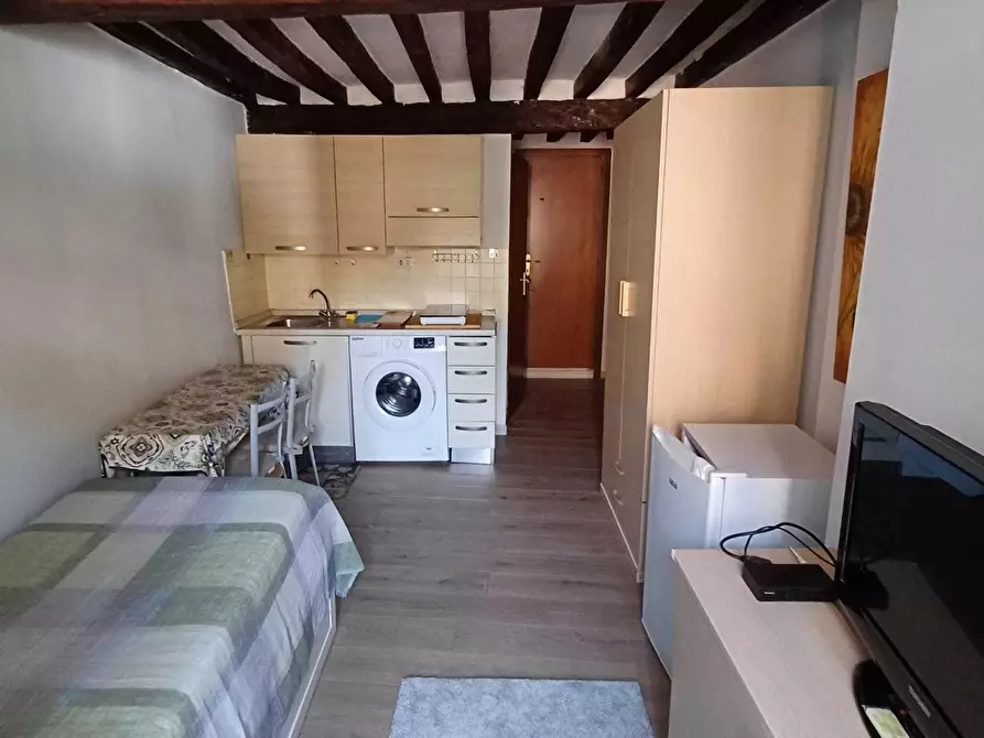 Immagine 1 di Monolocale in affitto  in Via Corso Corsi 68 a Parma