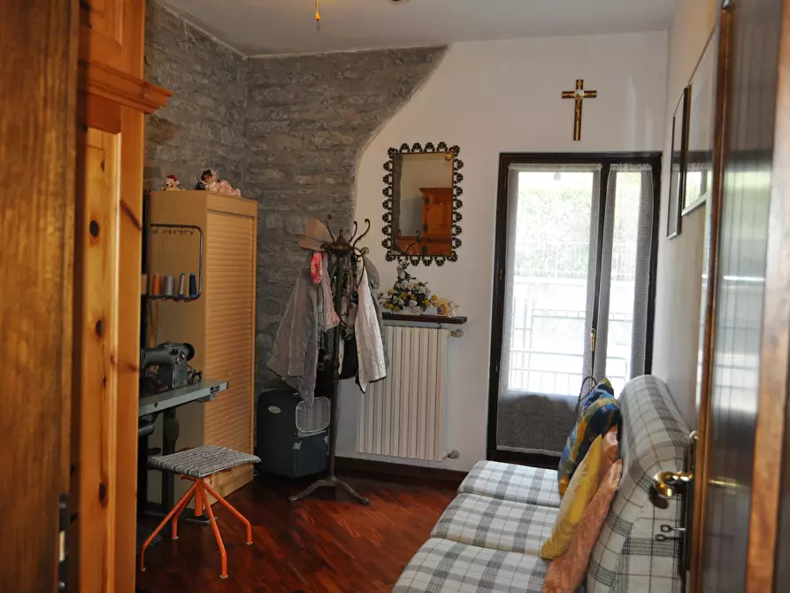 Immagine 23 di Trilocale in vendita  in Via Trento 13 a Bedonia