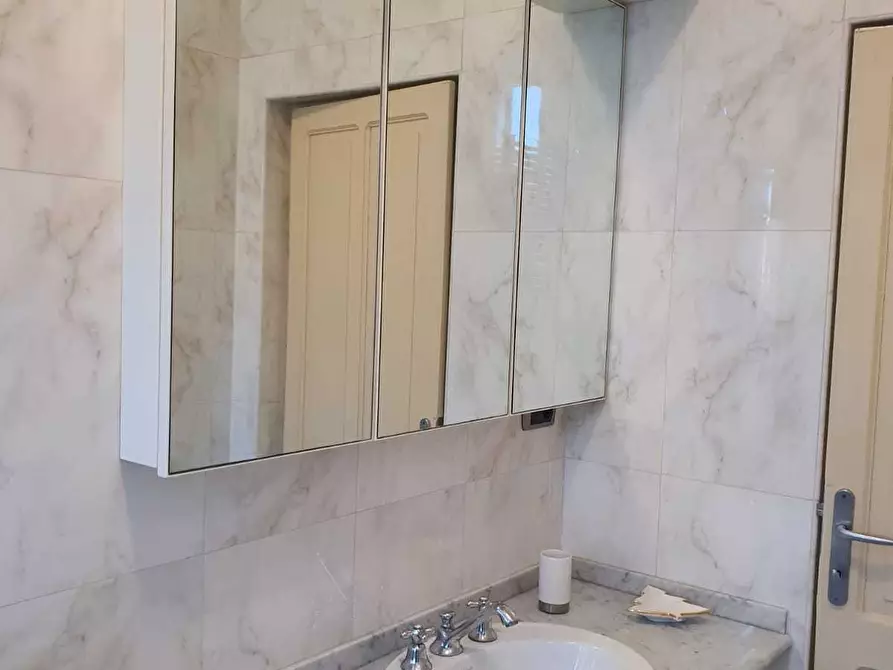 Immagine 19 di Bilocale in affitto  in VIA FURLOTTI a Parma