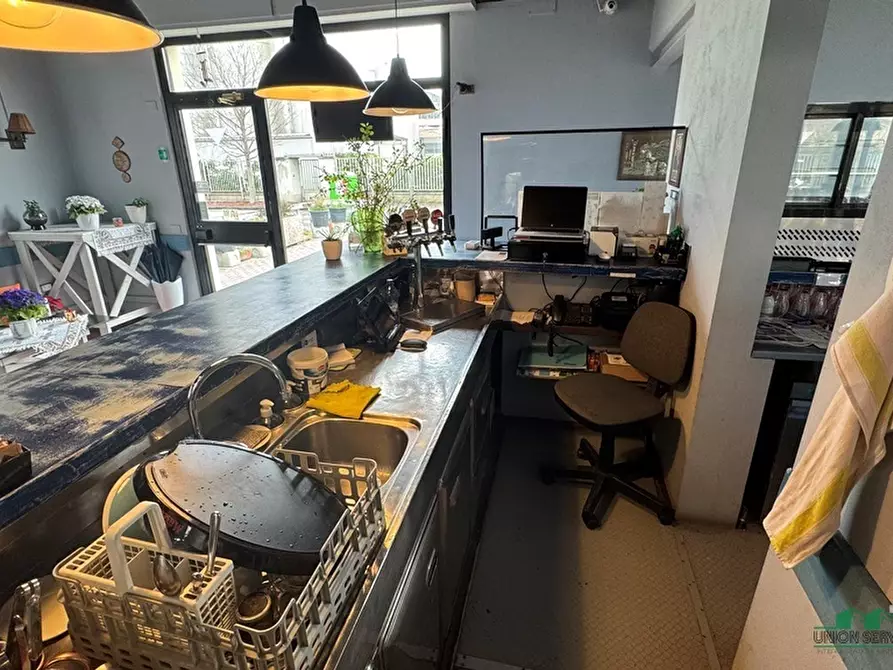 Immagine 37 di Bar / Ristorante in vendita  in Via La Spezia 32 a Collecchio