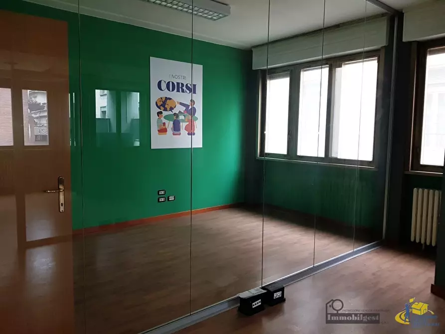 Immagine 6 di Ufficio in affitto  in Strada Giuseppe Mazzini 3 a Parma