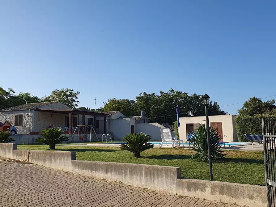 Immagine 5 di Villa in vendita  a Modica