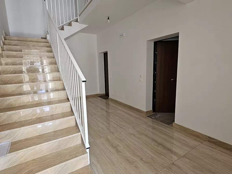 Immagine 5 di Appartamento in vendita  in Via Enrico Berlinguer a Scicli